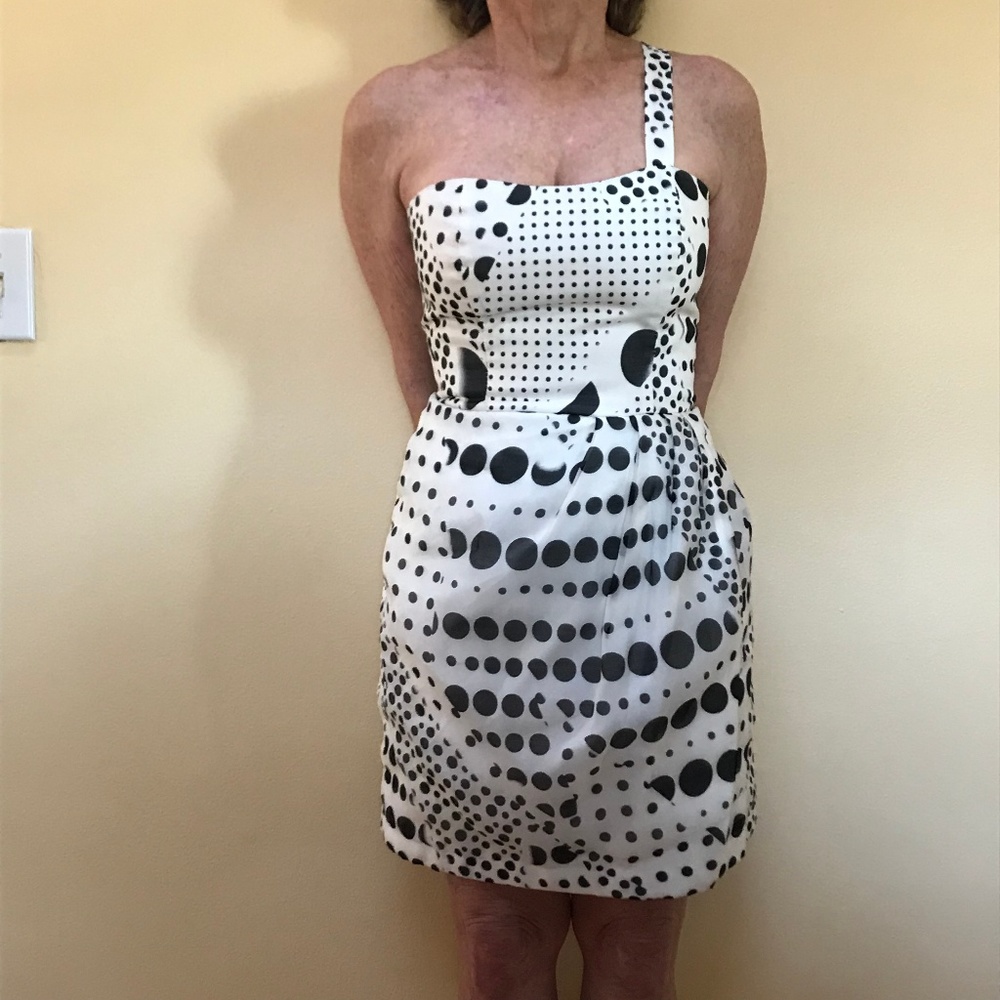 Semi-formal form-fitting Rubber Ducky Dress